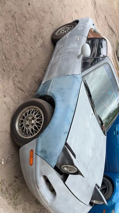 1994 Mazda NA MX-5 Miata - Image 2 of 3