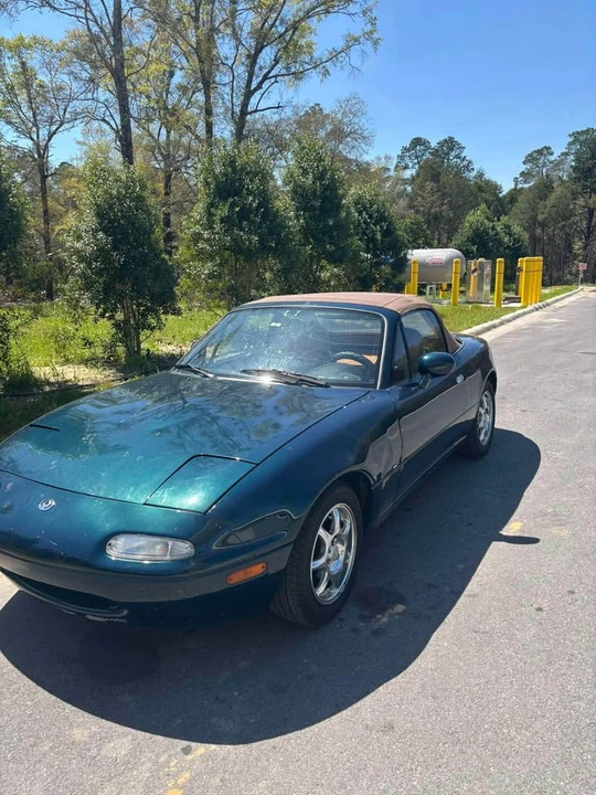 1994 Mazda NA MX-5 Miata - Image 2 of 11