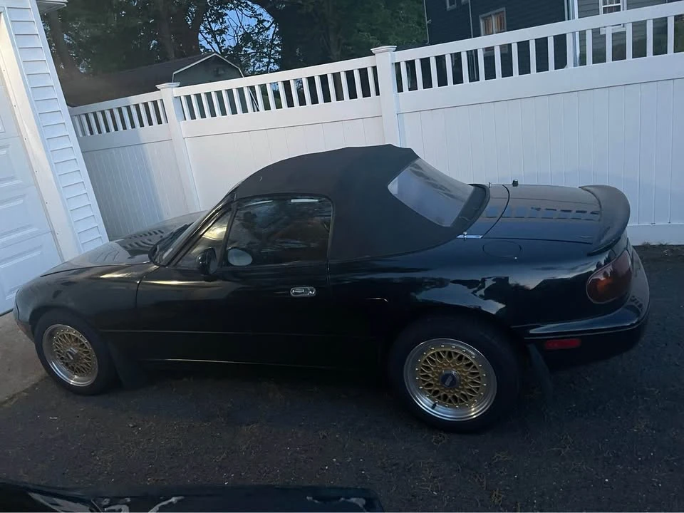 1994 Mazda NA MX-5 Miata - Image 5 of 6