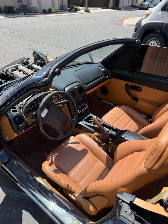 1994 Mazda NA MX-5 Miata - Image 7 of 8