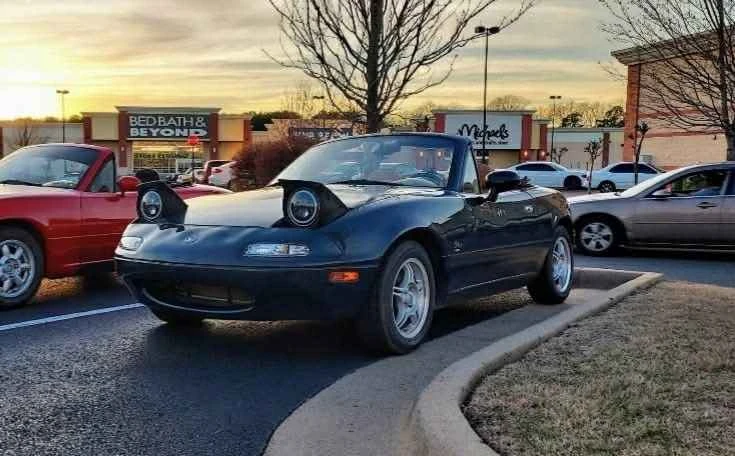 1994 Mazda NA MX-5 Miata - Image 3 of 9