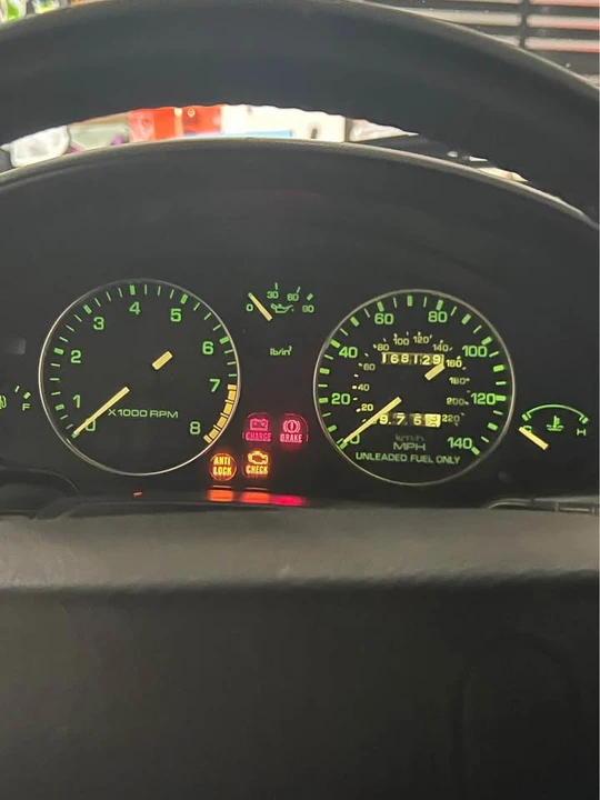 1994 Mazda NA MX-5 Miata - Image 5 of 11