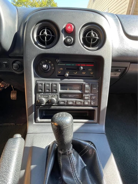 1994 Mazda NA MX-5 Miata - Image 12 of 21