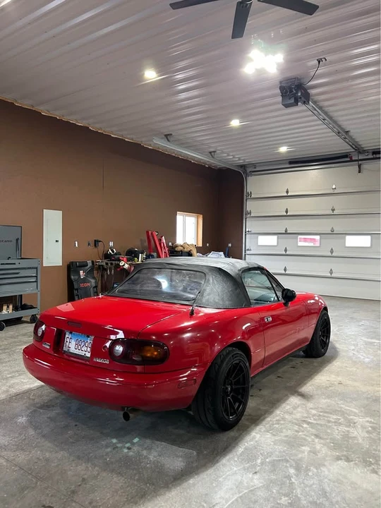 1994 Mazda NA MX-5 Miata - Image 5 of 17