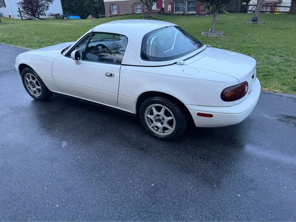 1994 Mazda NA MX-5 Miata - Image 8 of 20