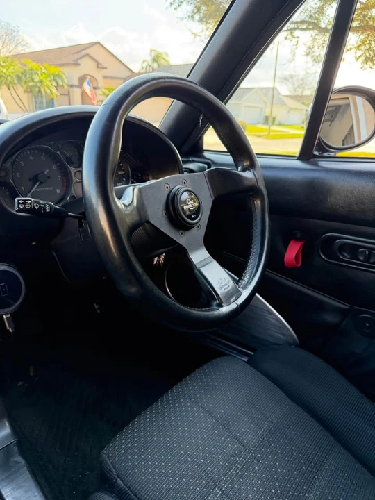 1994 Mazda NA MX-5 Miata - Image 4 of 17