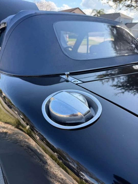 1994 Mazda NA MX-5 Miata - Image 5 of 17