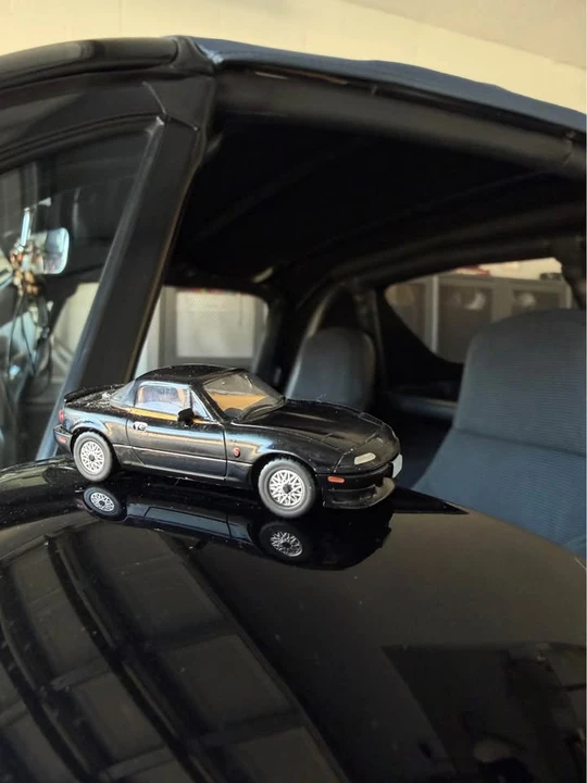 1994 Mazda NA MX-5 Miata - Image 2 of 17