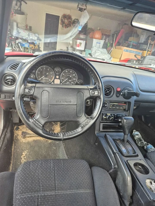 1994 Mazda NA MX-5 Miata - Image 5 of 8