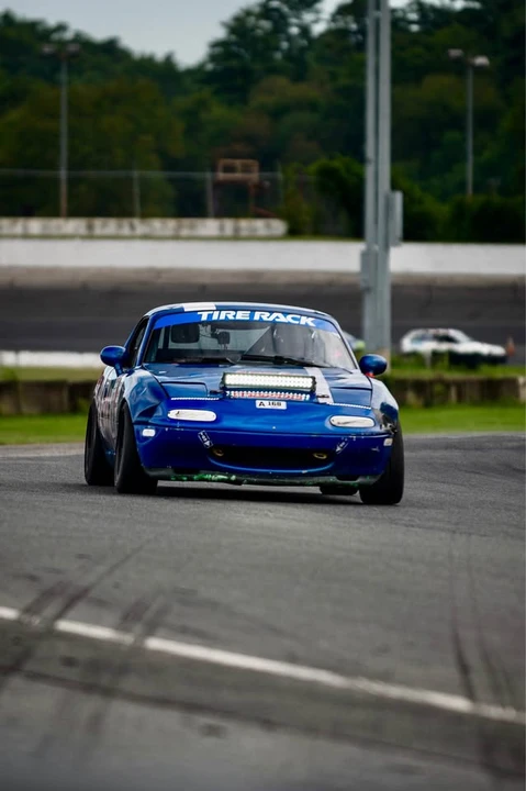 1994 Mazda NA MX-5 Miata - Image 4 of 10
