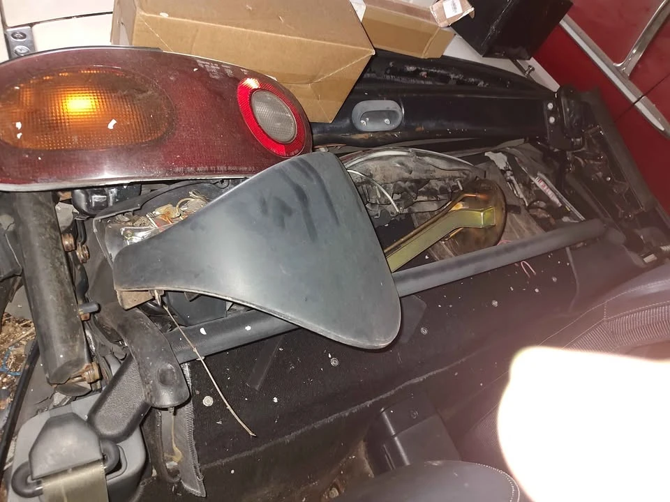 1994 Mazda NA MX-5 Miata - Image 5 of 7