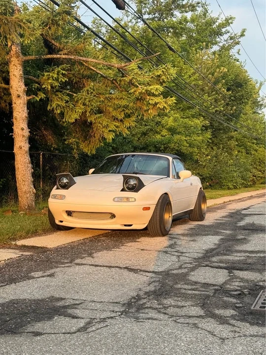 1994 Mazda NA MX-5 Miata - Image 11 of 14