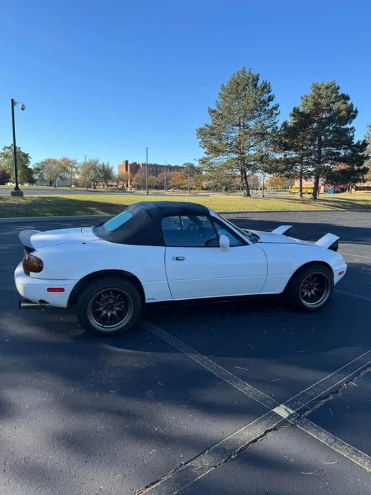 1994 Mazda NA MX-5 Miata - Image 3 of 14