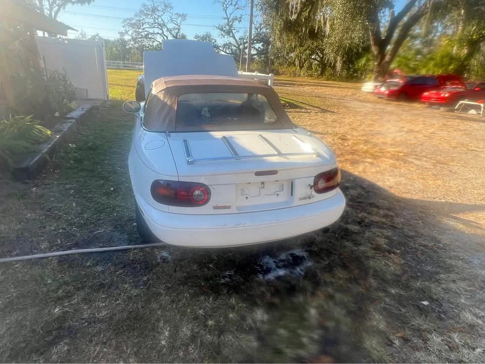 1994 Mazda NA MX-5 Miata - Image 3 of 9