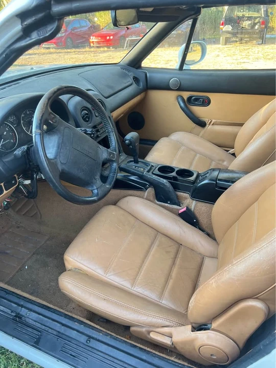 1994 Mazda NA MX-5 Miata - Image 9 of 9