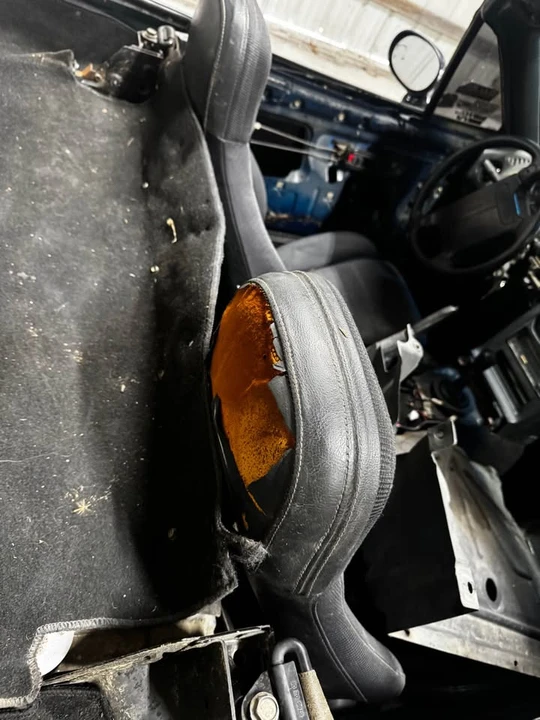 1994 Mazda NA MX-5 Miata - Image 6 of 7