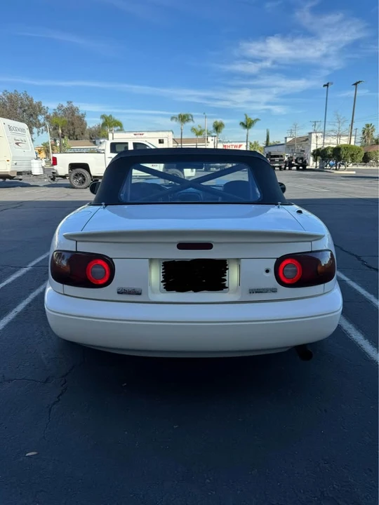 1994 Mazda NA MX-5 Miata - Image 6 of 20