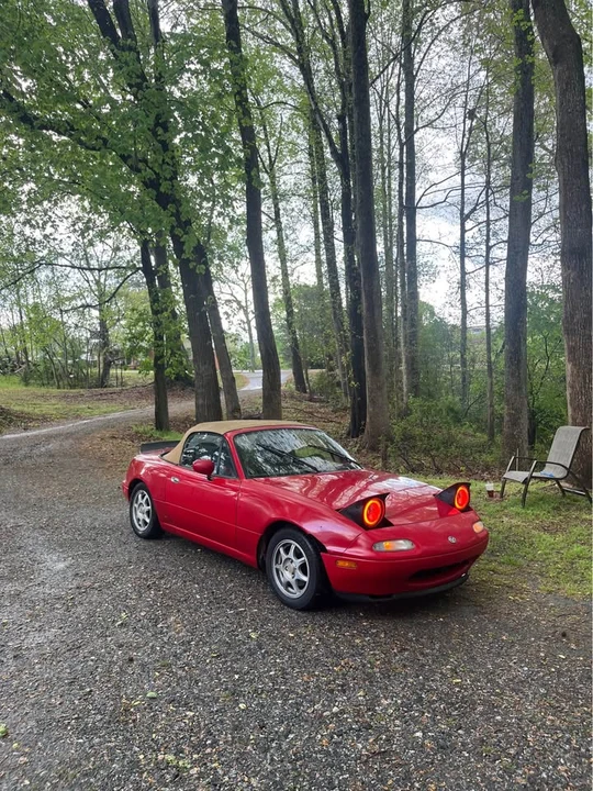 1994 Mazda NA MX-5 Miata - Image 2 of 13
