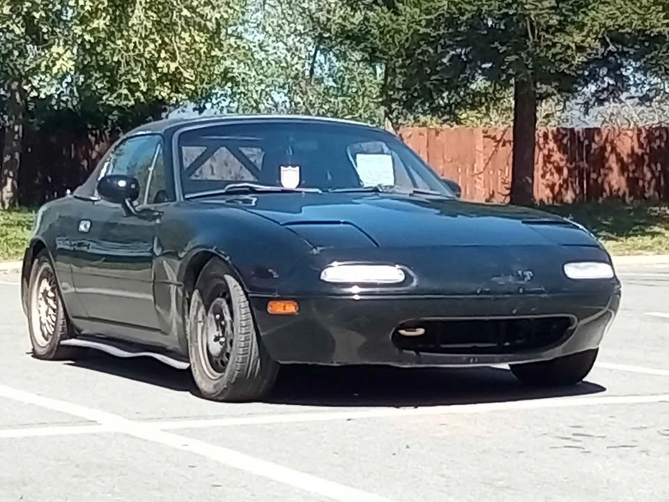 1994 Mazda NA MX-5 Miata - Image 7 of 8