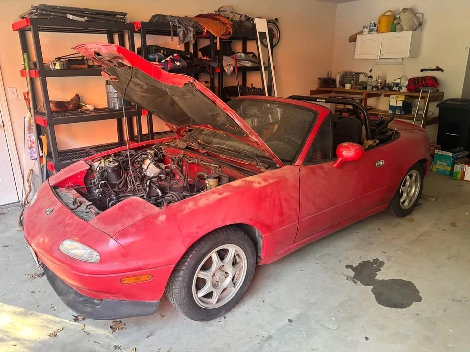 1994 Mazda NA MX-5 Miata - Image 6 of 10