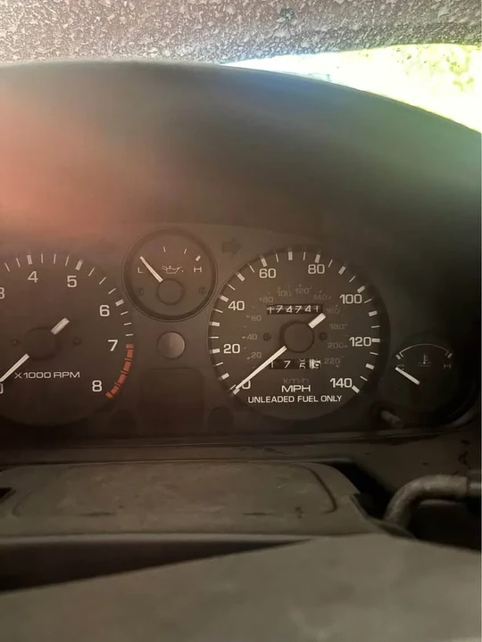1994 Mazda NA MX-5 Miata - Image 8 of 10