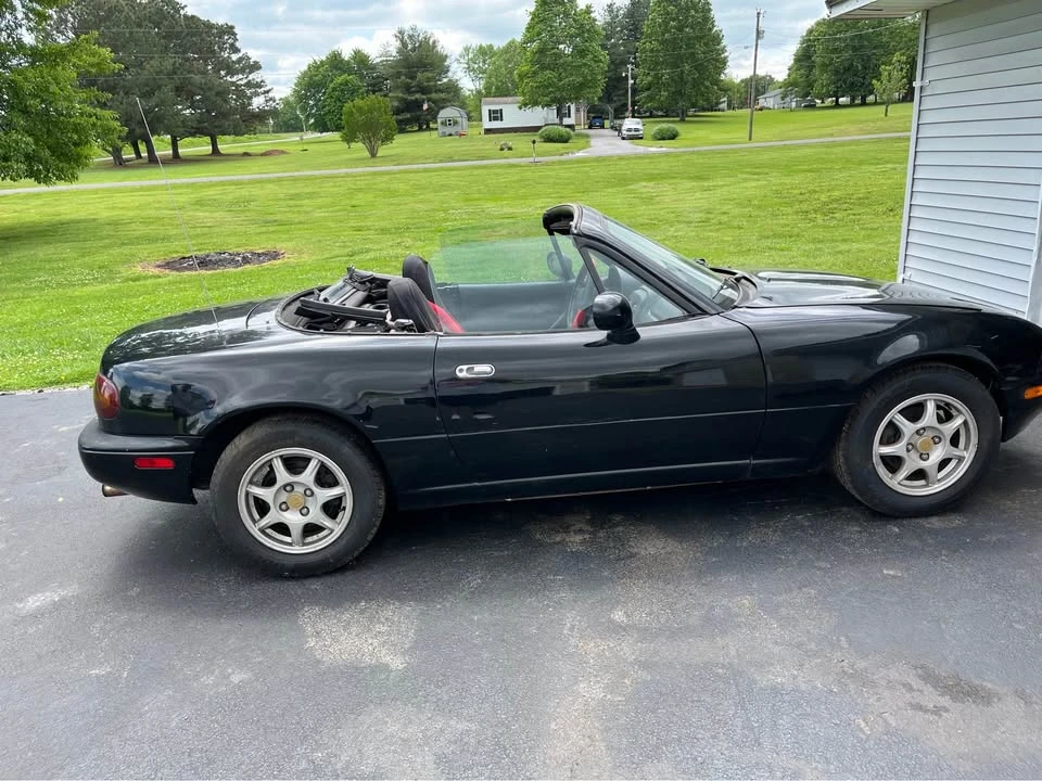 1994 Mazda NA MX-5 Miata - Image 6 of 6