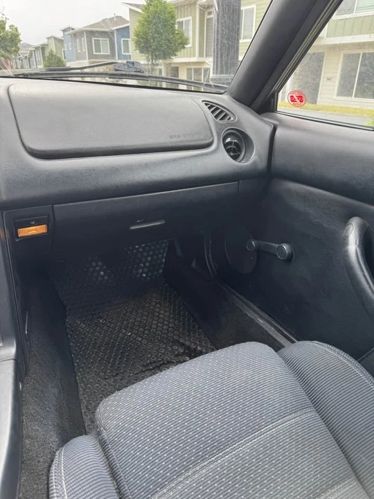 1994 Mazda NA MX-5 Miata - Image 11 of 11