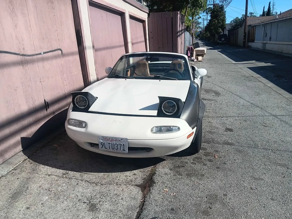 1994 Mazda NA MX-5 Miata - Image 5 of 8