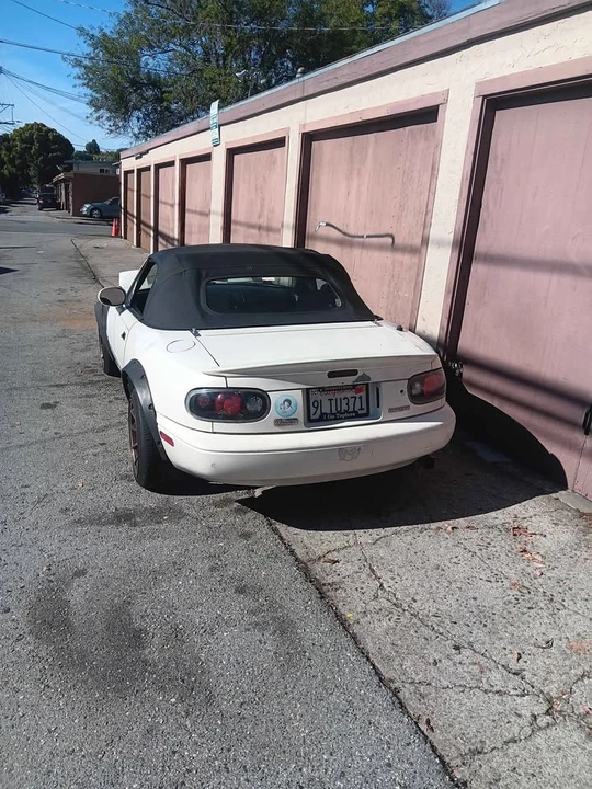 1994 Mazda NA MX-5 Miata - Image 2 of 8