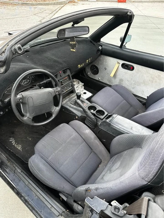 1994 Mazda NA MX-5 Miata - Image 7 of 8