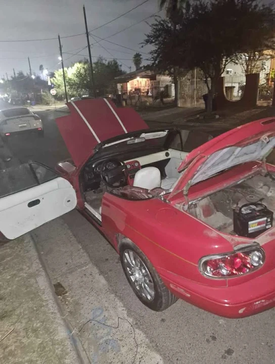 1994 Mazda NA MX-5 Miata - Image 3 of 4