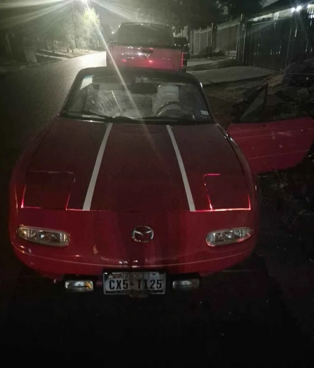 1994 Mazda NA MX-5 Miata - Image 4 of 4