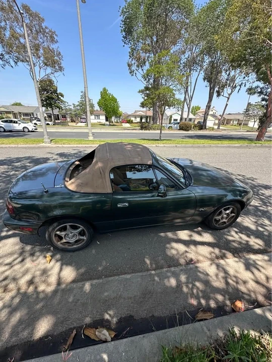 1994 Mazda NA MX-5 Miata - Image 2 of 8