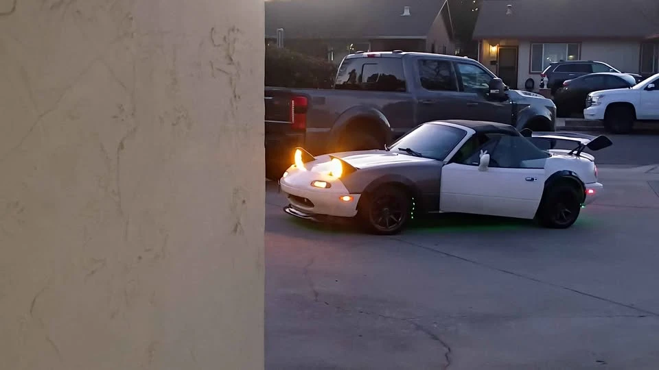 1994 Mazda NA MX-5 Miata - Image 2 of 7