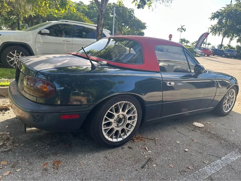 1994 Mazda NA MX-5 Miata - Image 2 of 6