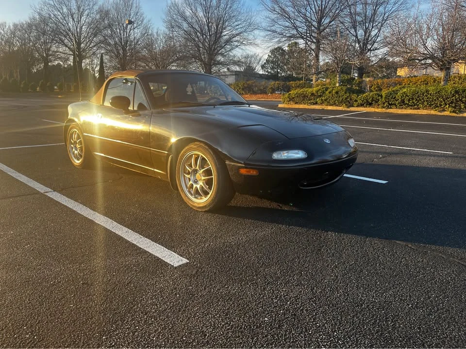 1994 Mazda NA MX-5 Miata - Image 6 of 12