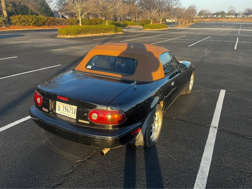 1994 Mazda NA MX-5 Miata - Image 4 of 12