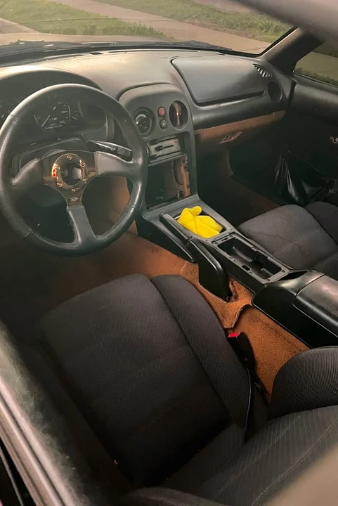 1994 Mazda NA MX-5 Miata - Image 5 of 9