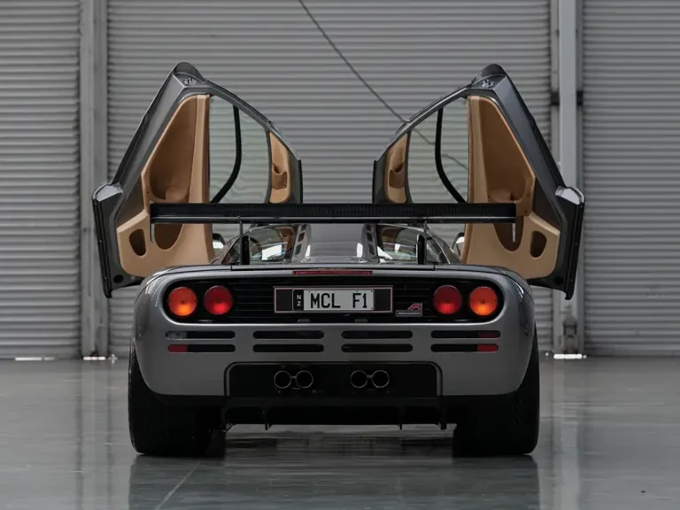 1994 McLaren F1 - Image 9 of 31
