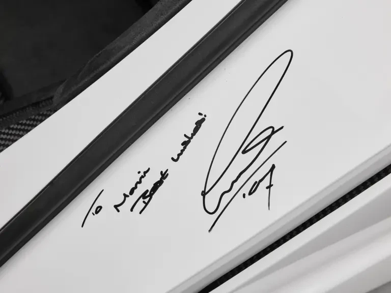 1994 McLaren F1 - Image 8 of 31