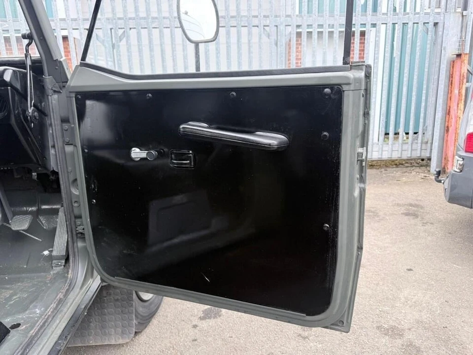 1994 Mercedes-Benz W461 G-Class - Image 27 of 30