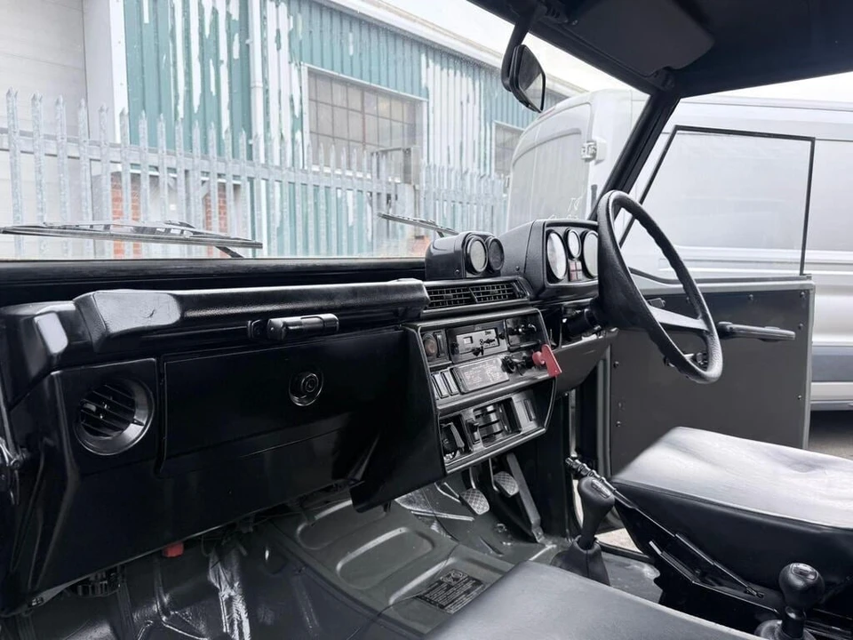 1994 Mercedes-Benz W461 G-Class - Image 29 of 30