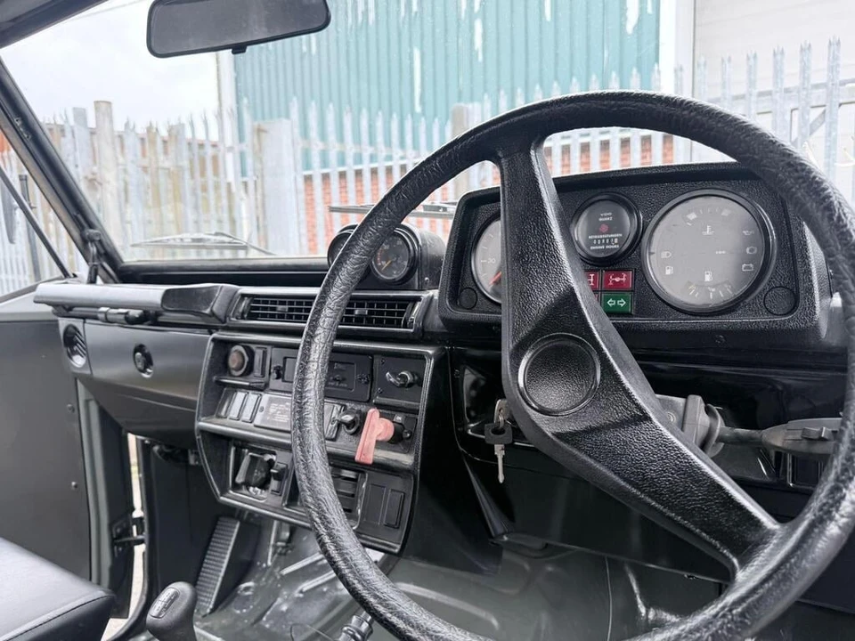 1994 Mercedes-Benz W461 G-Class - Image 25 of 30