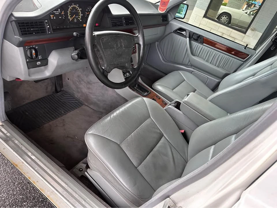 1994 Mercedes-Benz W124 E-Class - Image 9 of 11