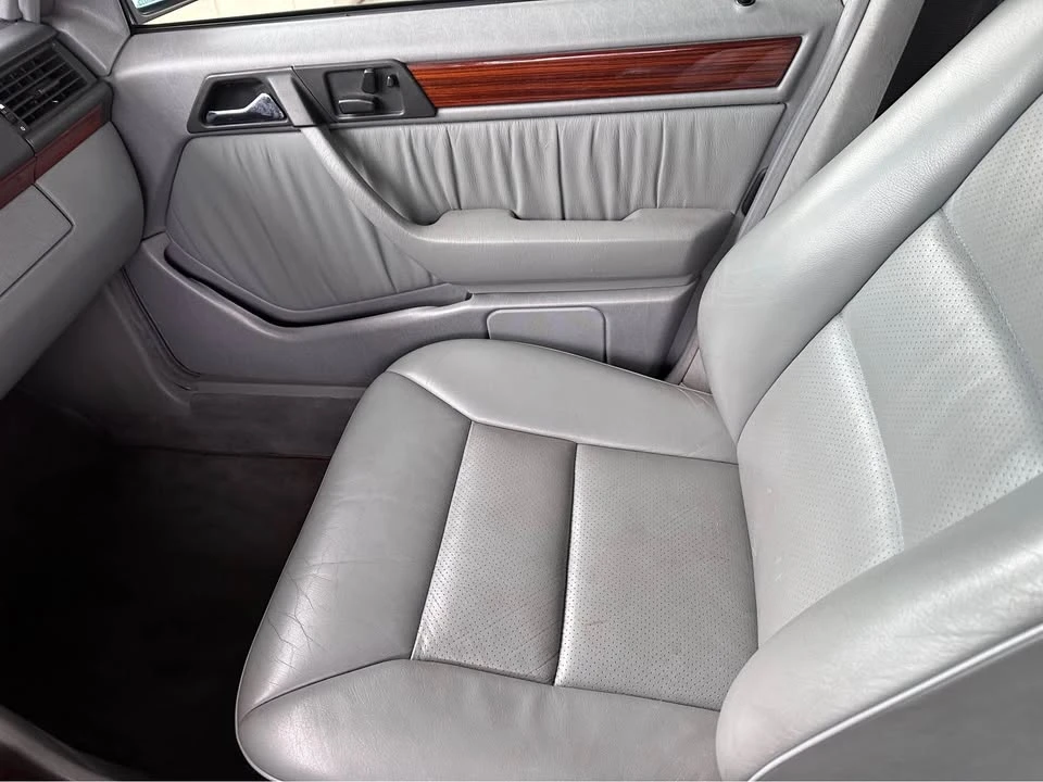 1994 Mercedes-Benz W124 E-Class - Image 11 of 11