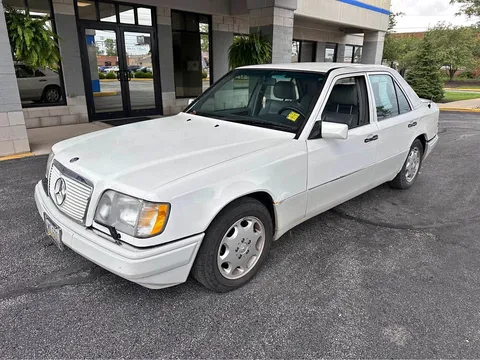 1994 Mercedes-Benz 300 E 3.2 Sedan 4D