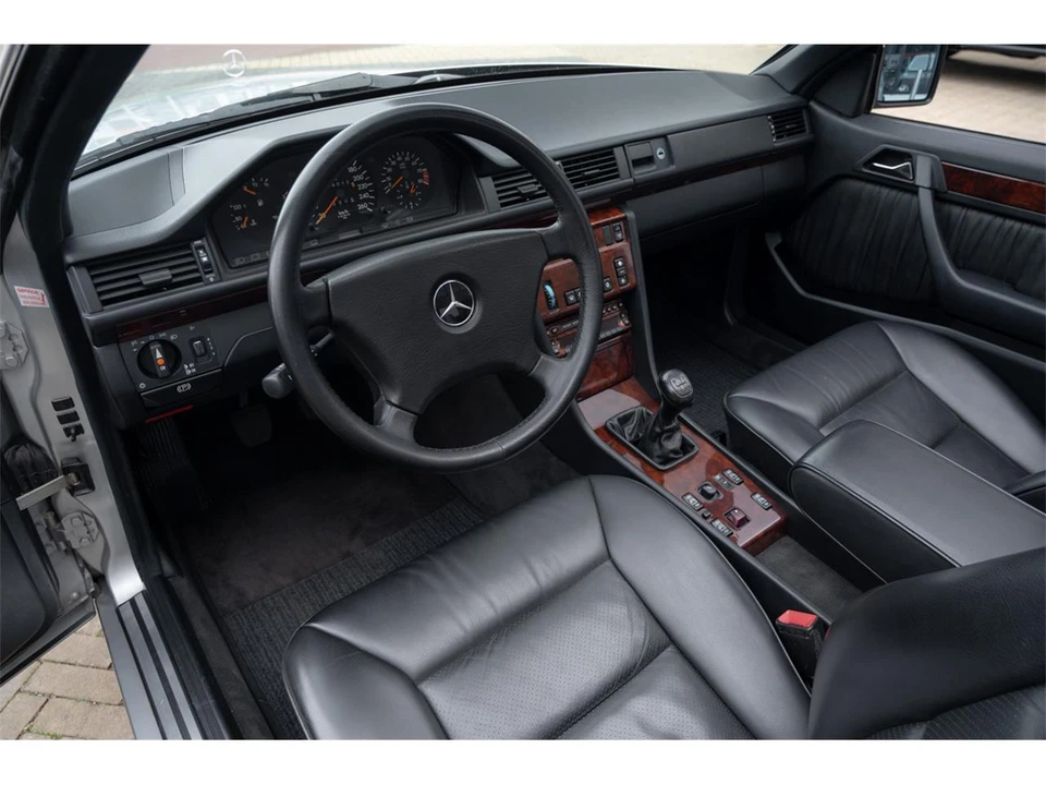 1994 Mercedes-Benz W120 & W121 - Image 6 of 11