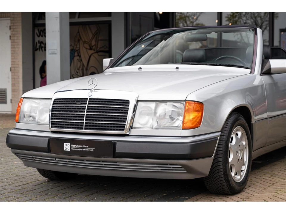 1994 Mercedes-Benz W120 & W121 - Image 2 of 11