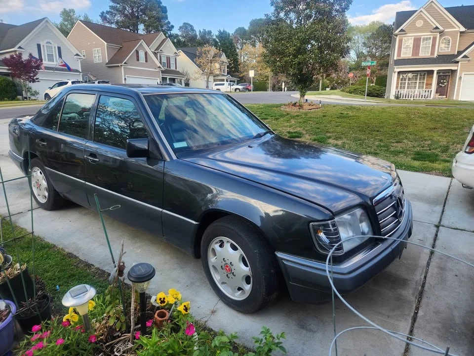 1994 Mercedes-Benz W124 E-Class - Image 4 of 7