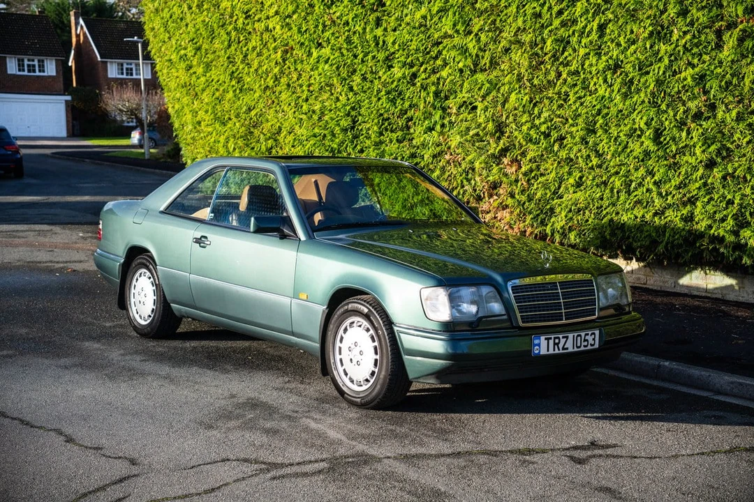 1994 Mercedes-Benz W124 E-Class - Image 2 of 30